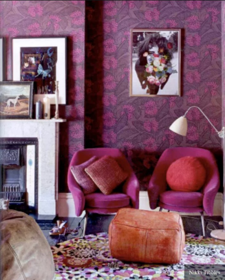 7 Striking Colors That Will Spice Up Your Living Room Interior Design!